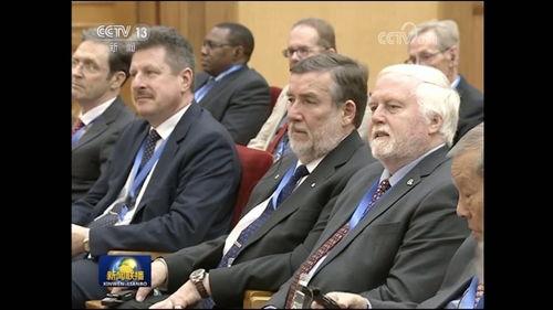 博士最新爆料新闻报道视频,揭秘新闻报道背后的惊人真相!